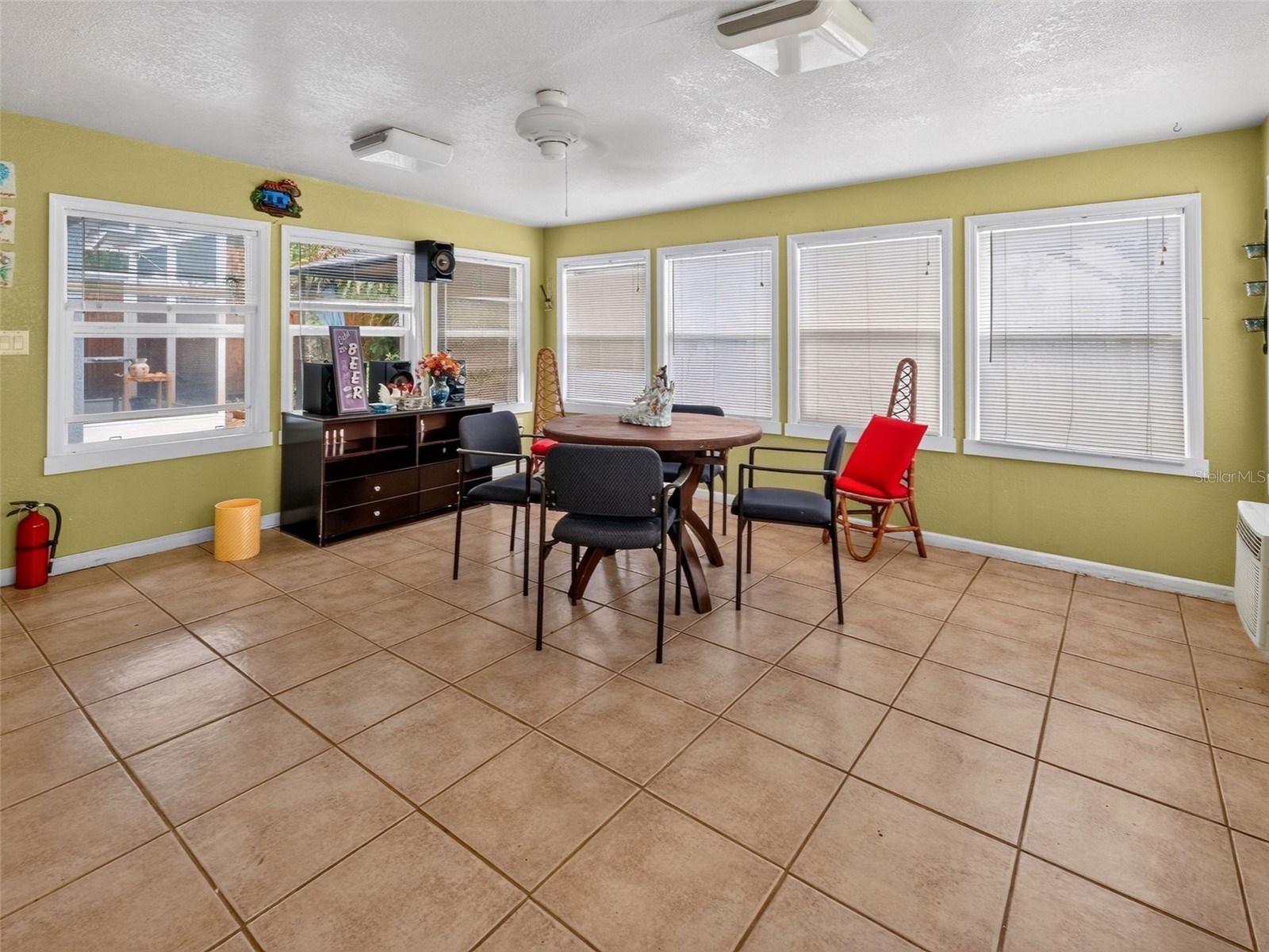 8516 Twin Lake Blvd Tampa FL 33614 TB8525828 image36