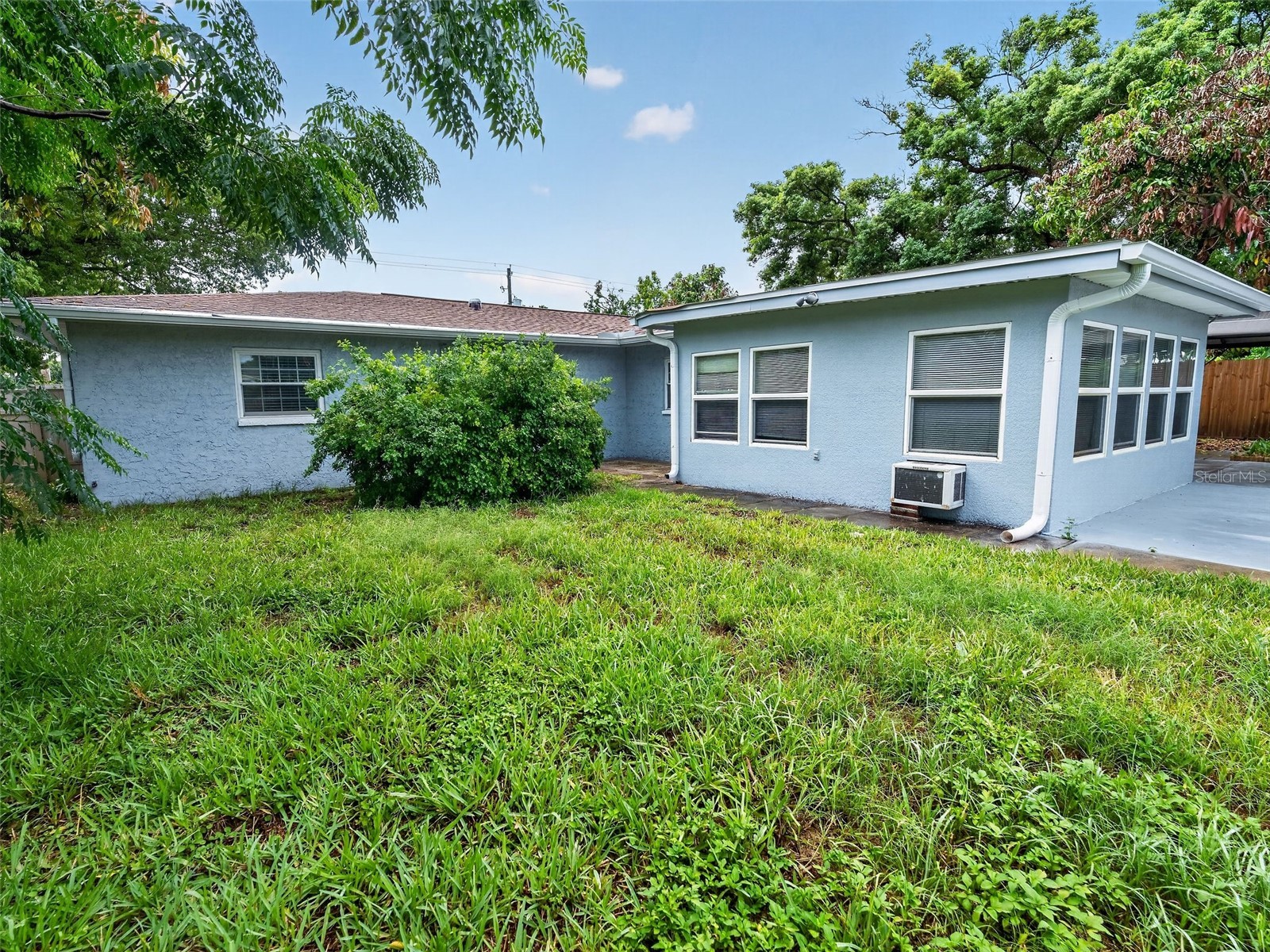 8516 Twin Lake Blvd Tampa FL 33614 TB8525828 image39
