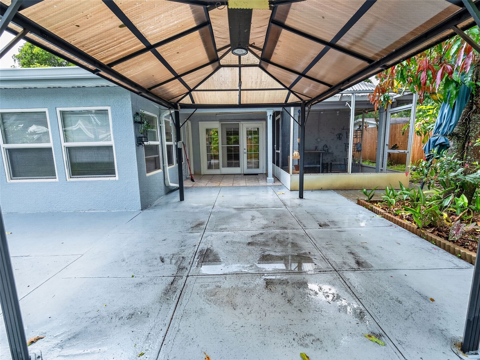 8516 Twin Lake Blvd Tampa FL 33614 TB8525828 image40