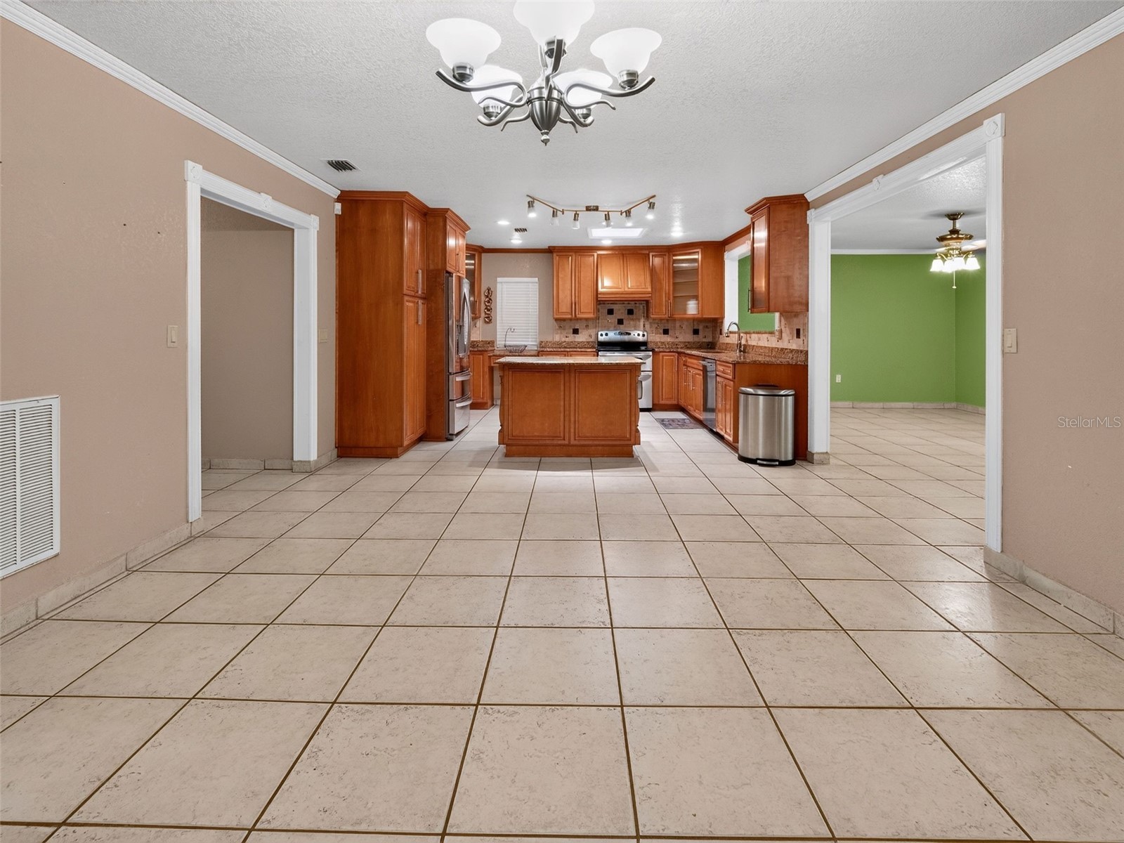 8516 Twin Lake Blvd Tampa FL 33614 TB8525828 image8