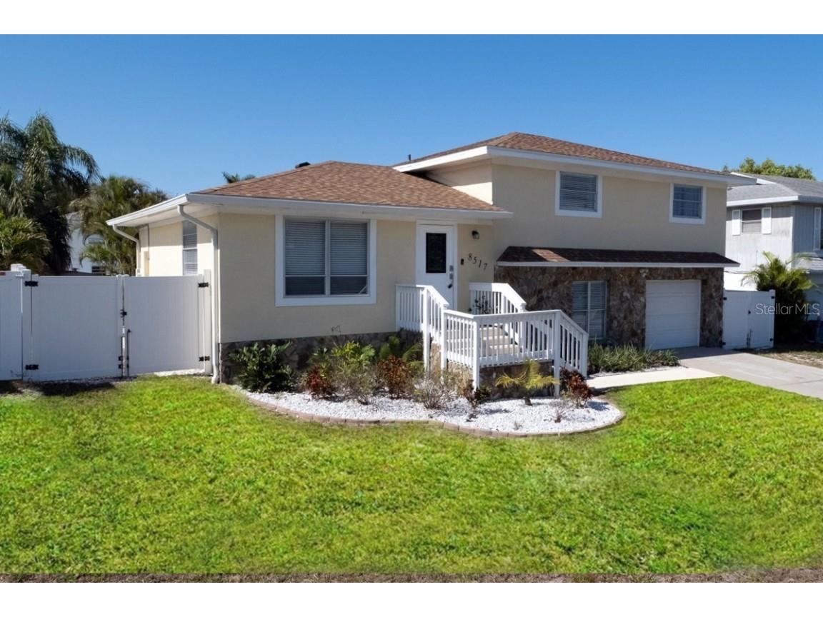 8517 43rd Avenue W Bradenton FL 34209 U8250850 image1