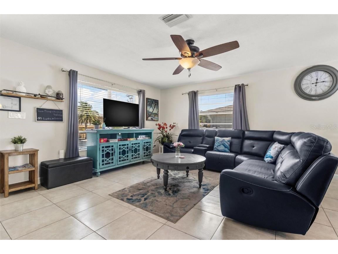 8517 43rd Avenue W Bradenton FL 34209 TB8354409 image8