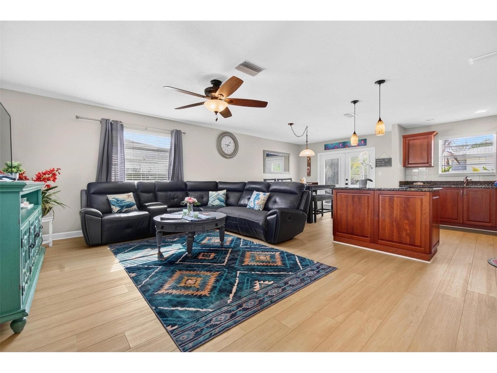 8517 43rd Avenue W Bradenton FL 34209 TB8493243 image3