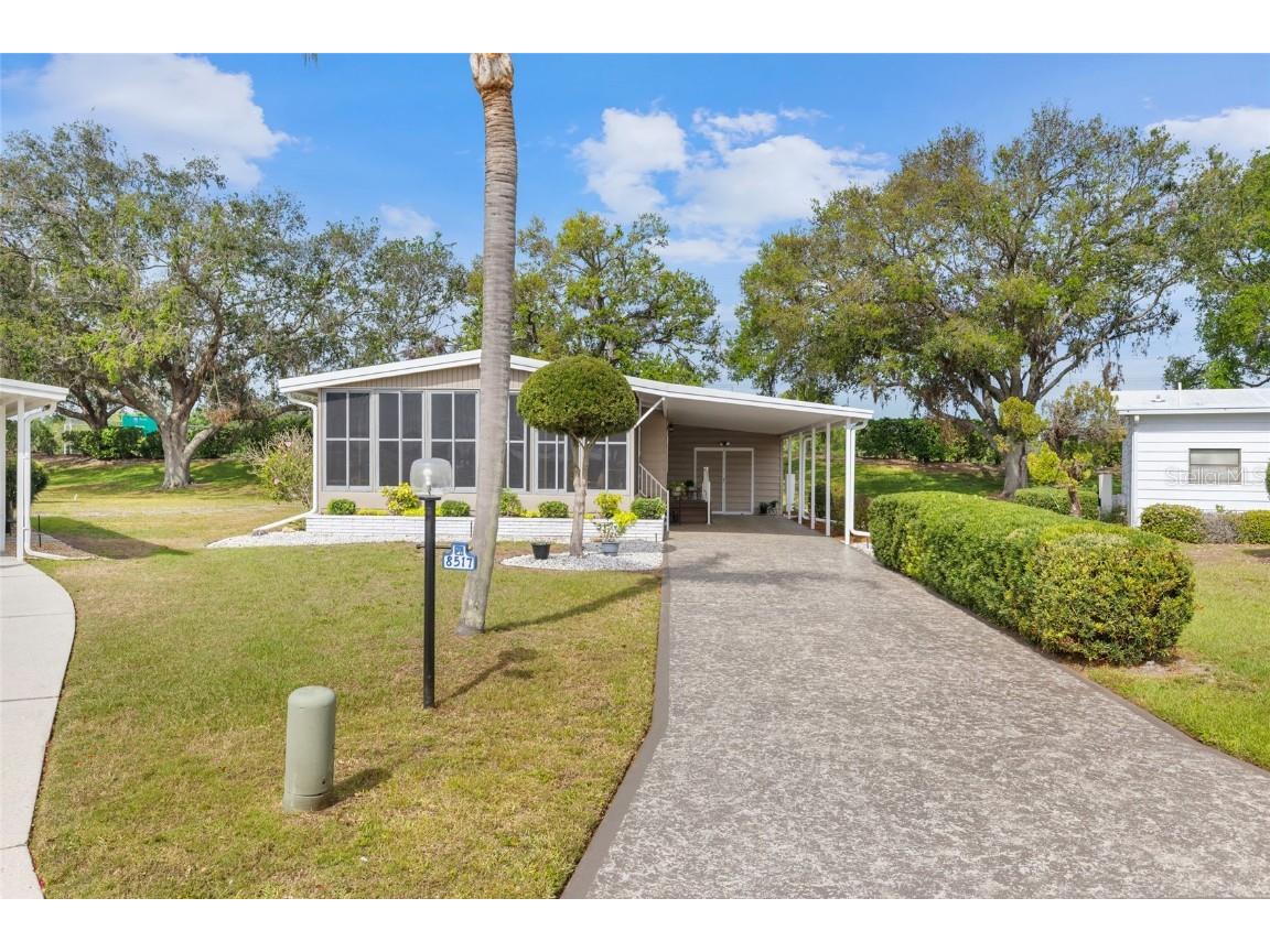 8517 Buckingham Place Palmetto FL 34221 A4646058 image1