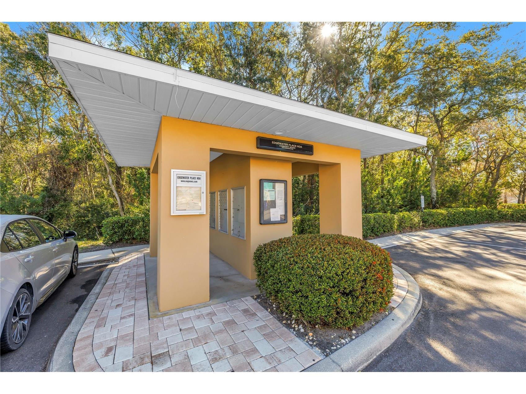 8517 Edgewater Place Boulevard Tampa FL 33615 TB8471749 image46