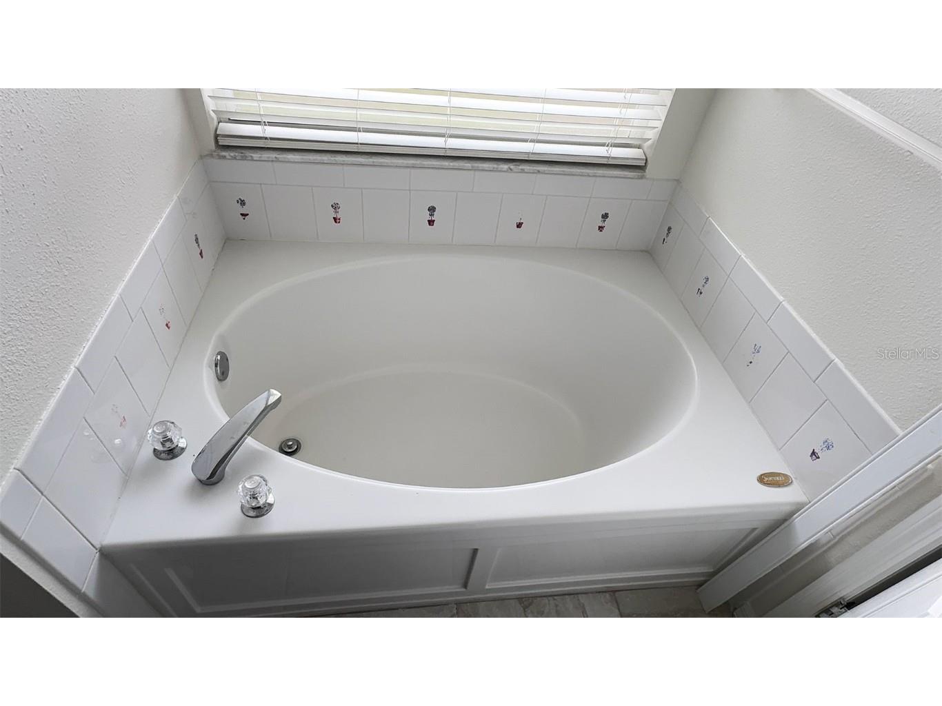 8517 Fawn Creek Drive Tampa FL 33626 TB8457707 image18