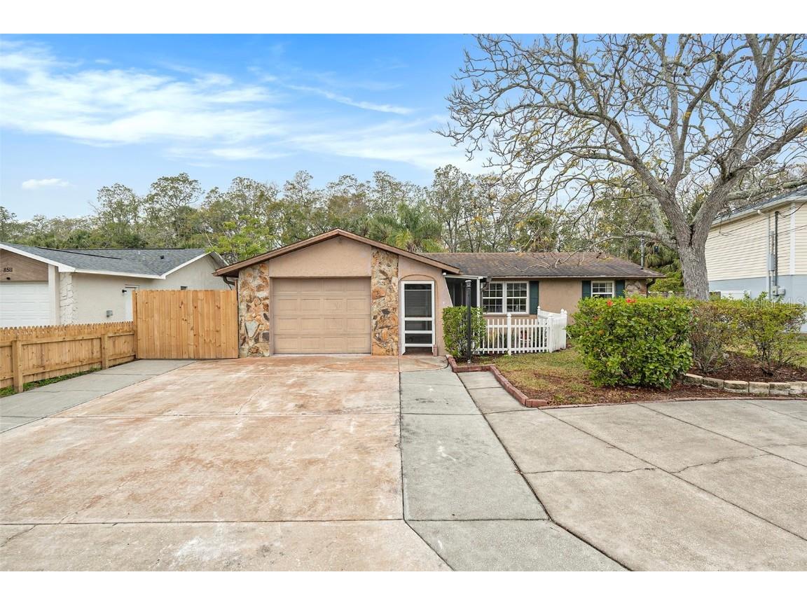 8517 Horizon Lane Hudson FL 34667 TB8337932 image1