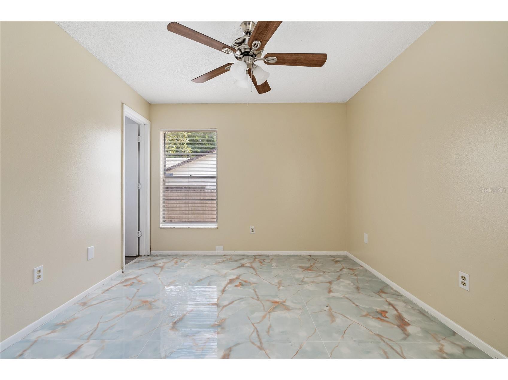 8517 Renald Boulevard Tampa FL 33637 TB8512913 image10