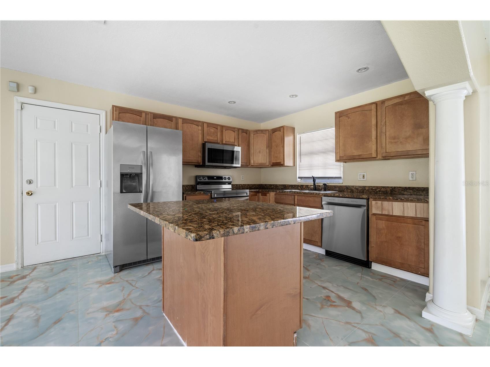 8517 Renald Boulevard Tampa FL 33637 TB8512913 image5