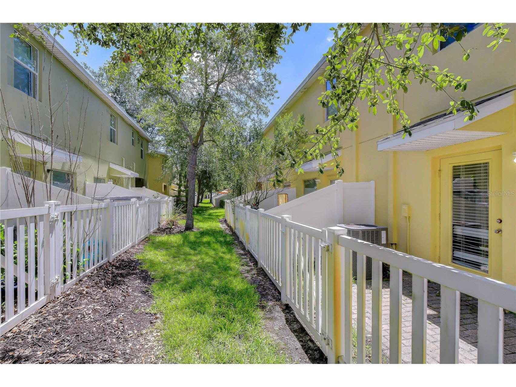 8518 Gablebend Way Tampa FL 33647 TB8521403 image12