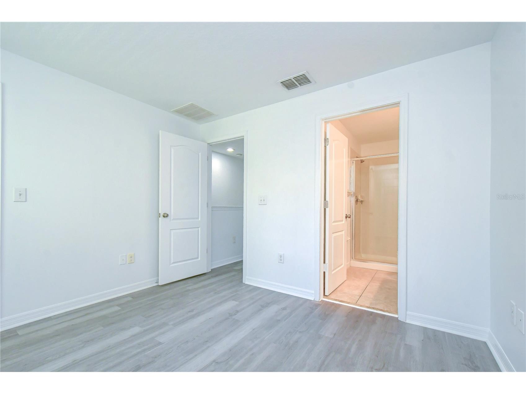 8518 Gablebend Way Tampa FL 33647 TB8521403 image40