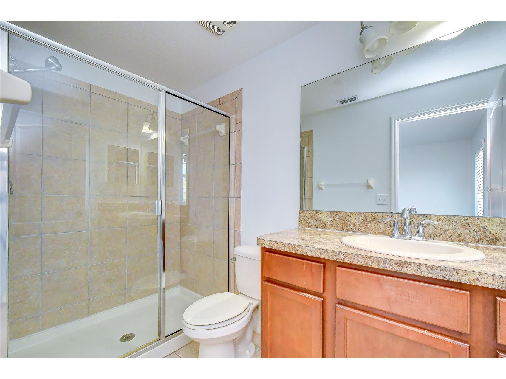 8518 Gablebend Way Tampa FL 33647 TB8521403 image48