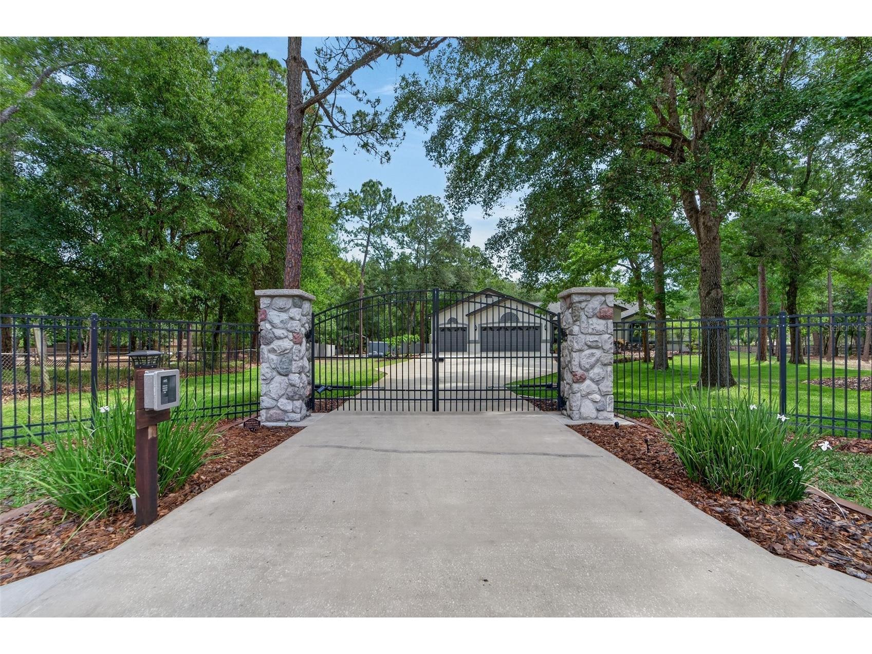 8518 Quail Hollow Boulevard Wesley Chapel FL 33544 TB8470102 image1