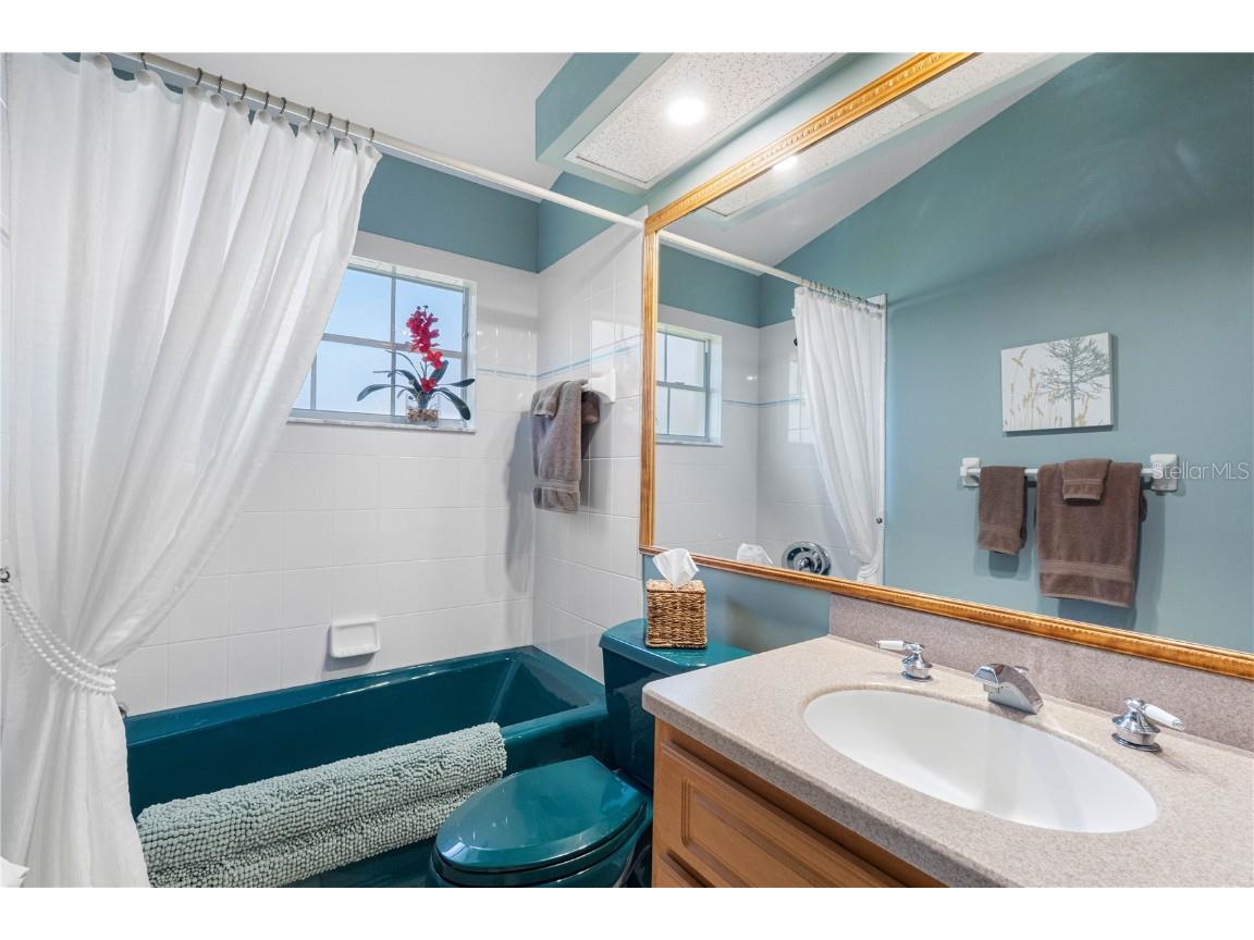 8518 Thrasher Court New Port Richey FL 34654 TB8428568 image35