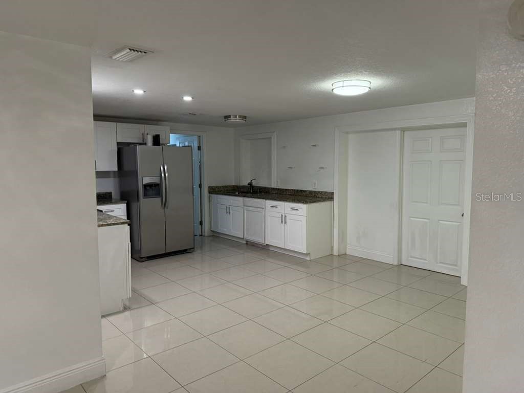 8518 Woodlake Drive Tampa FL 33615 TB8518318 image11