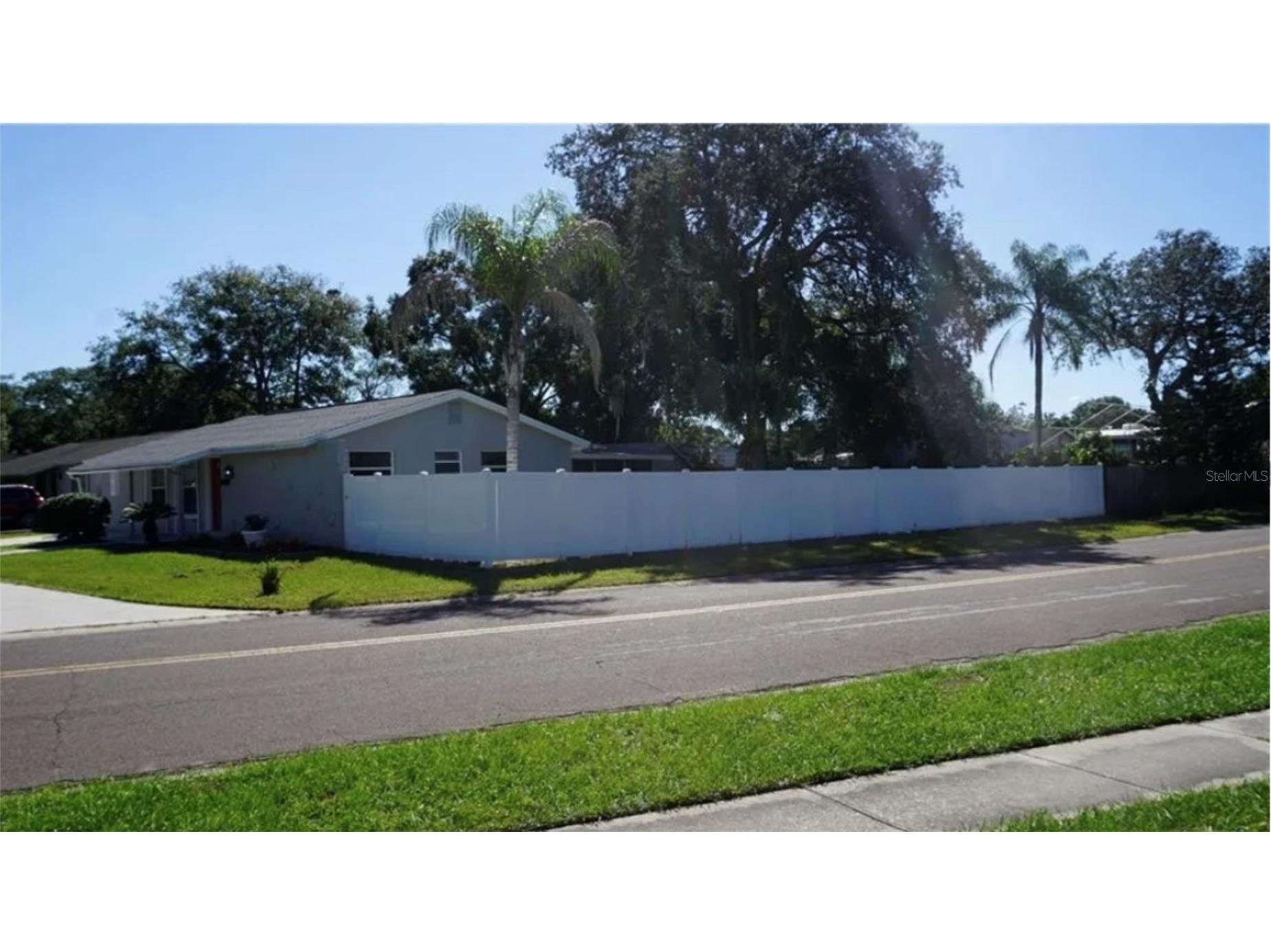 8518 Woodlake Drive Tampa FL 33615 TB8518318 image2