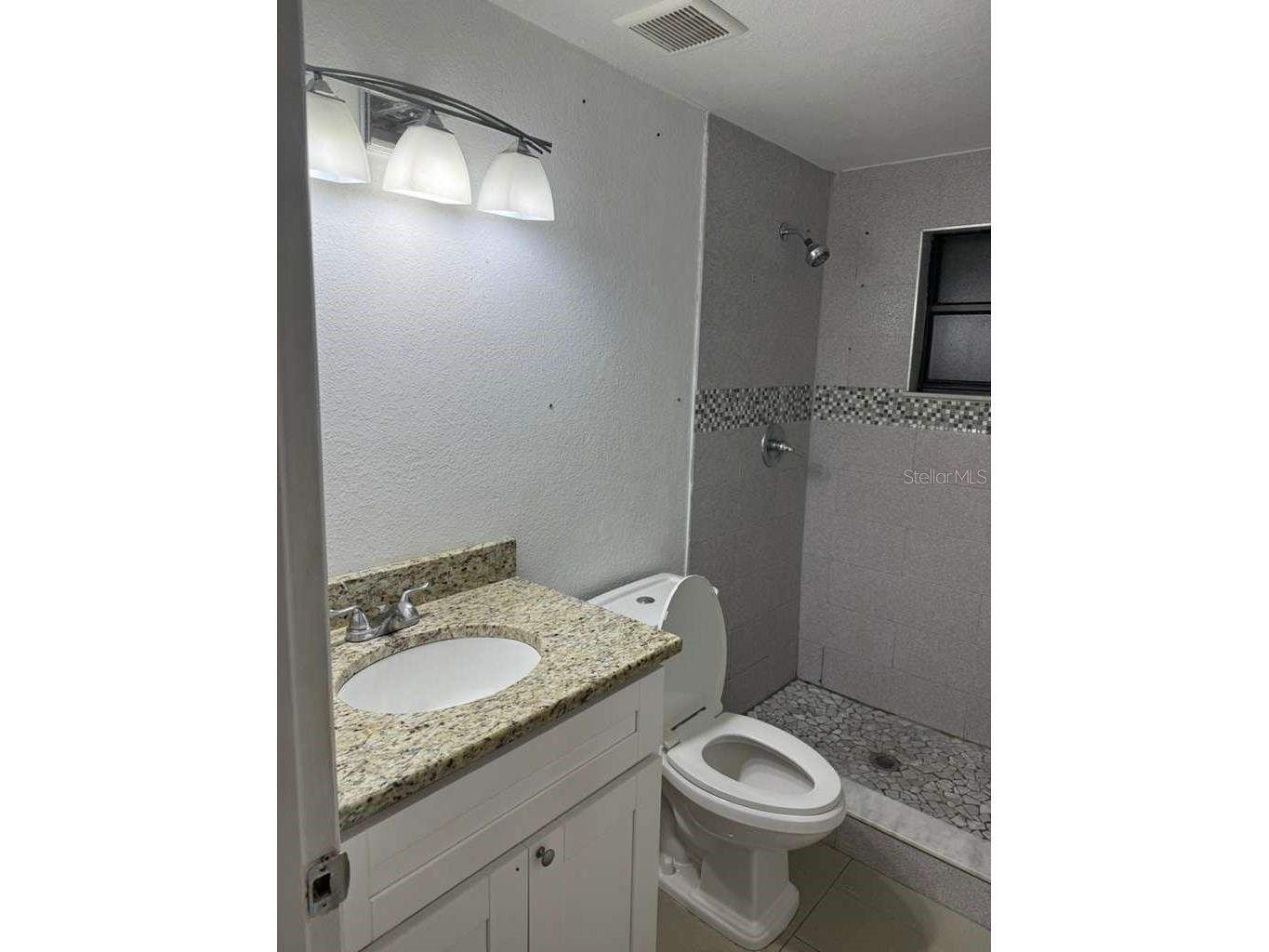 8518 Woodlake Drive Tampa FL 33615 TB8518318 image23