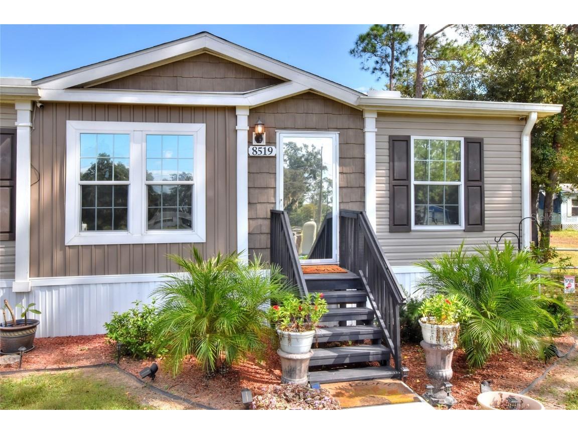 8519 Gibson Oaks Drive Lakeland FL 33809 L4940406 image1