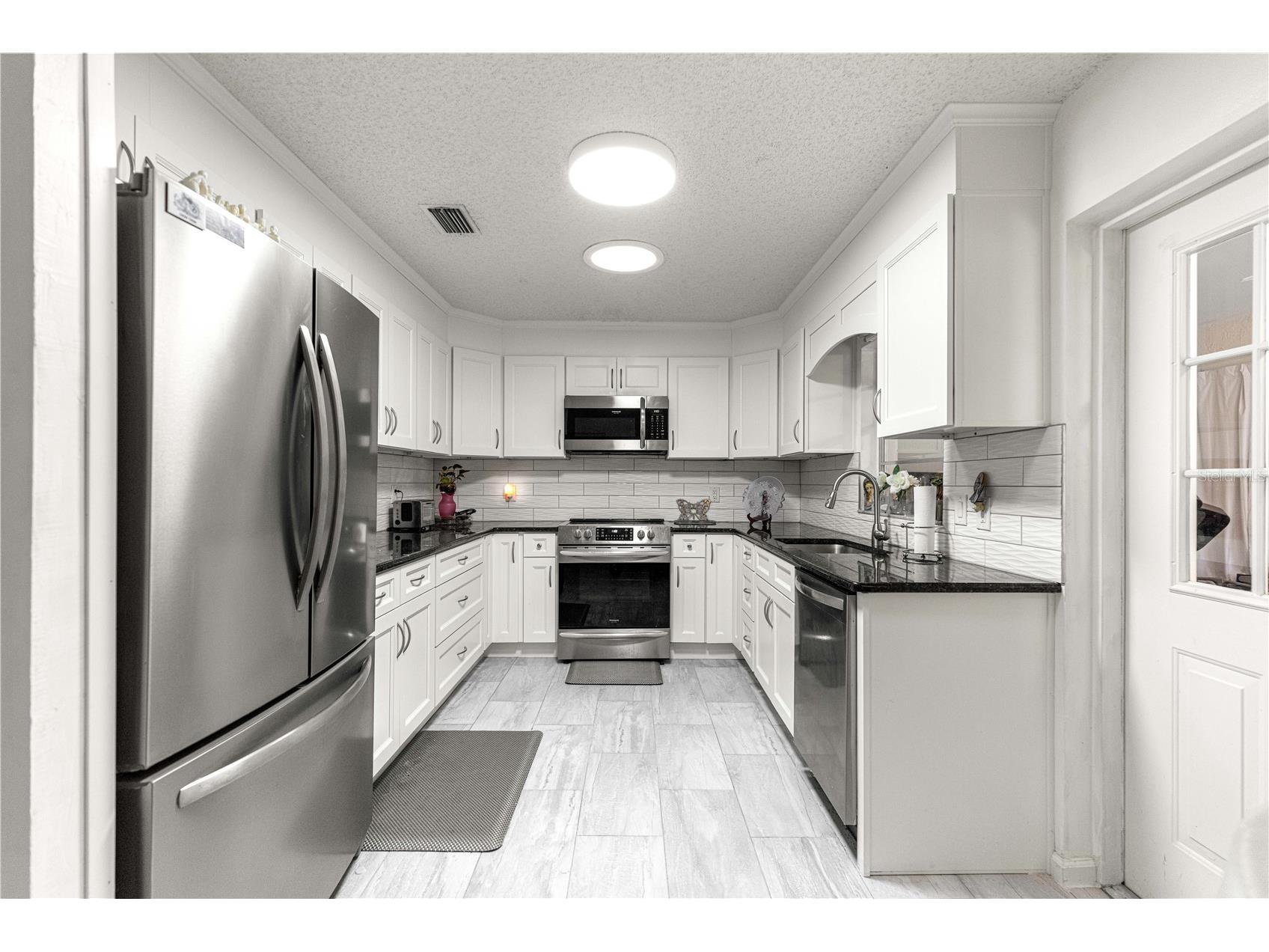 8519 SW 91st Street #C Ocala FL 34481 OM722894 image11