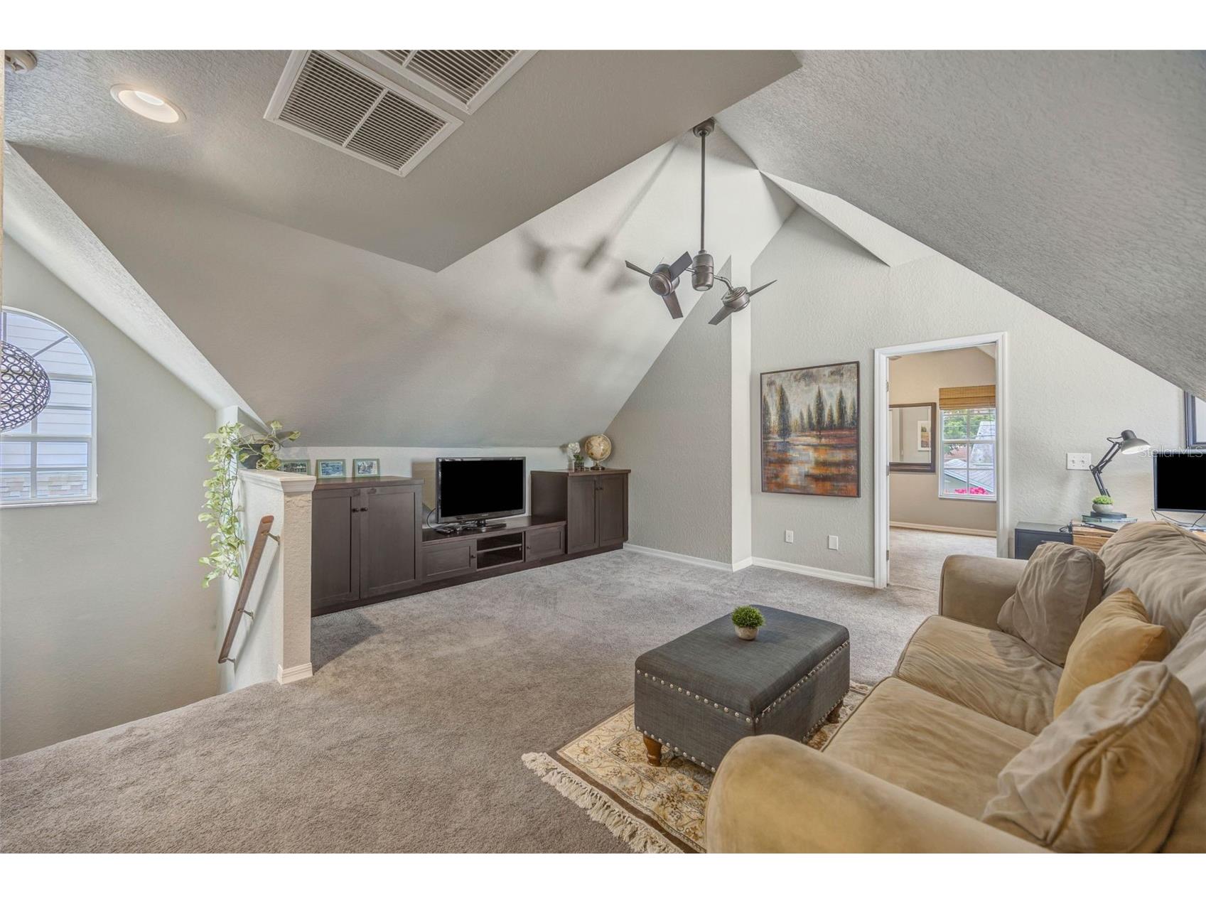 852 35th Avenue N Saint Petersburg FL 33704 TB8514162 image32