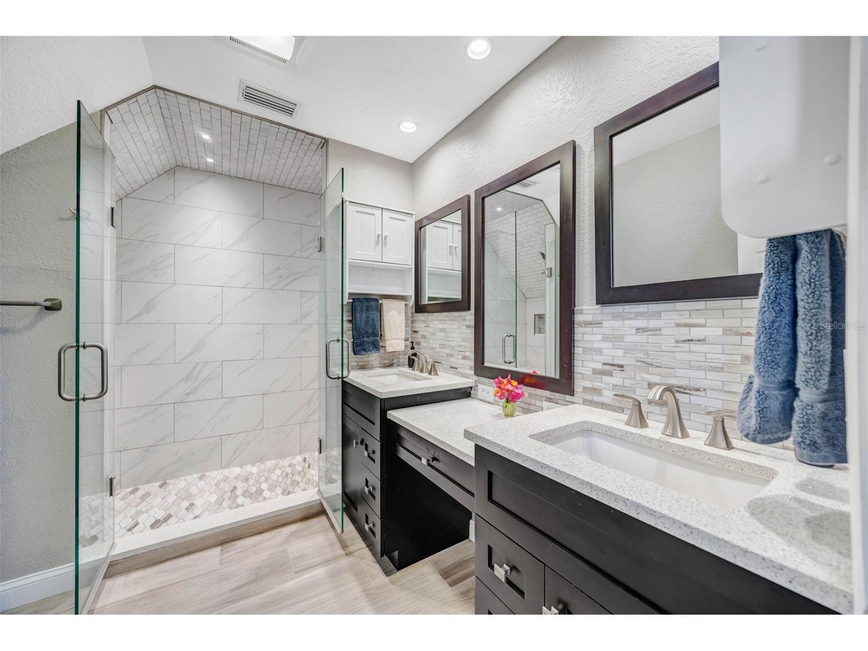 852 35th Avenue N Saint Petersburg FL 33704 TB8514162 image40