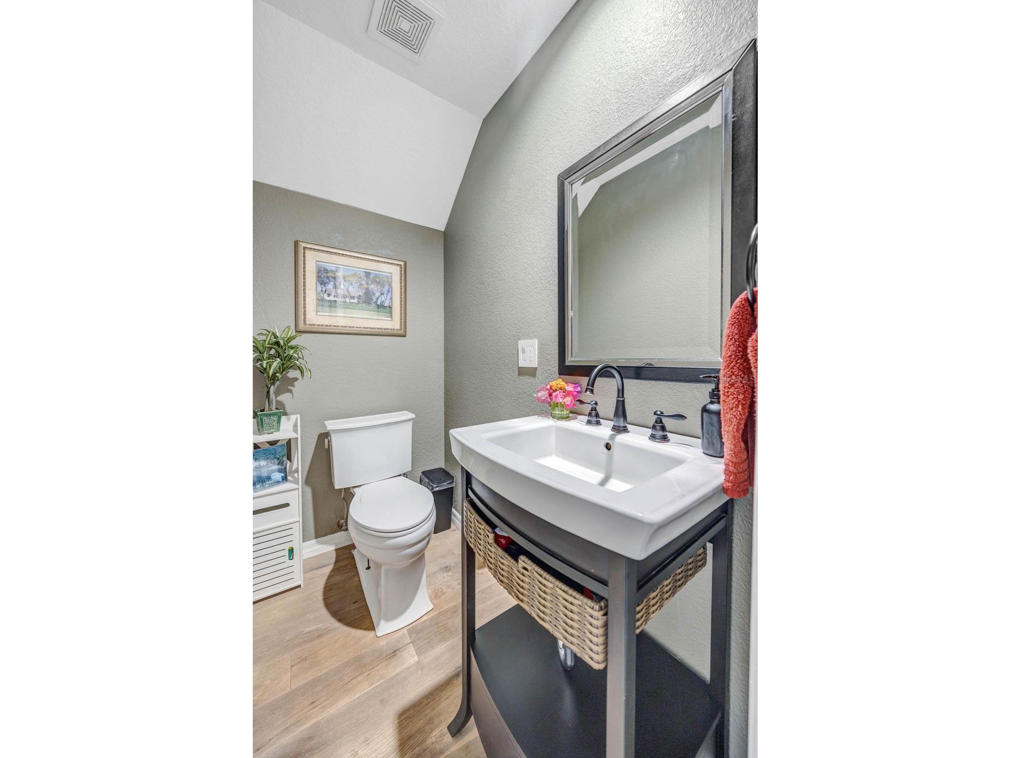 852 35th Avenue N Saint Petersburg FL 33704 TB8514162 image57