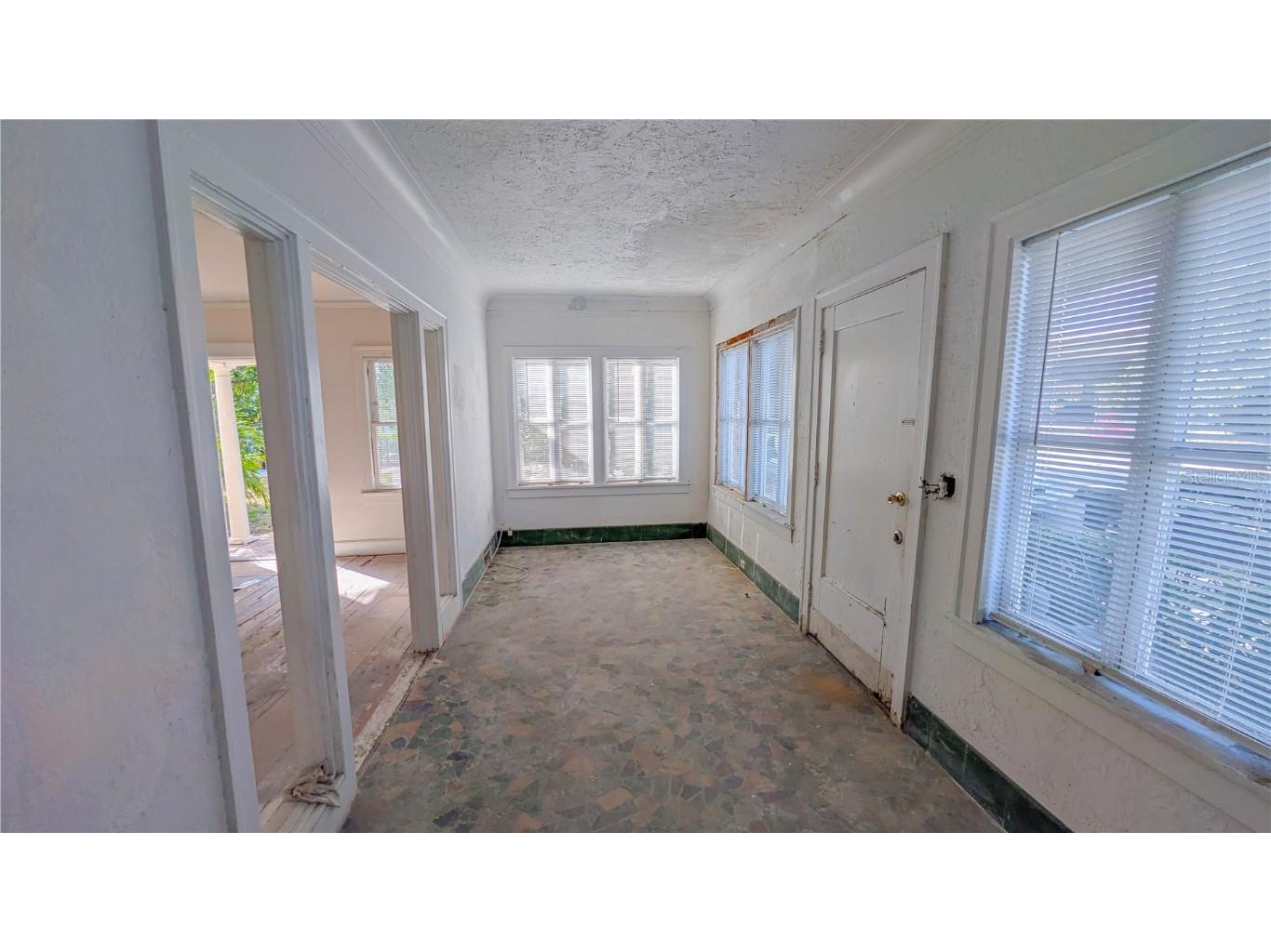 852 4th Avenue N Saint Petersburg FL 33701 TB8438849 image19