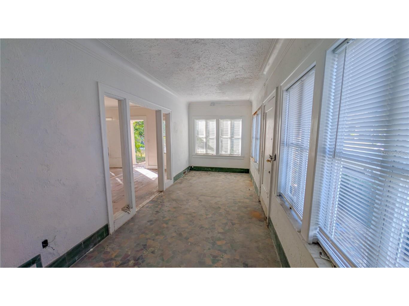 852 4th Avenue N Saint Petersburg FL 33701 TB8438849 image28