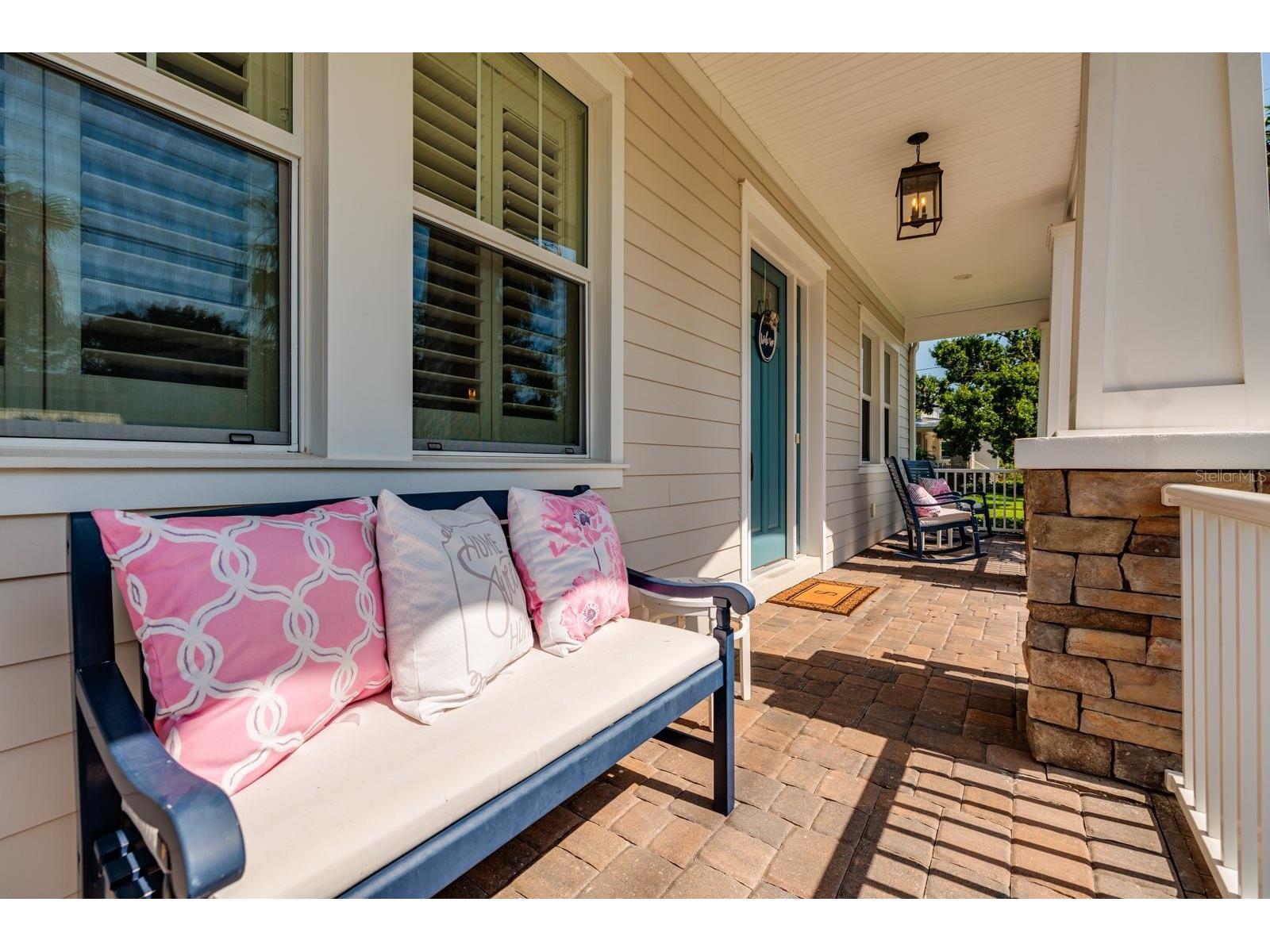 852 Cordova Boulevard NE Saint Petersburg FL 33704 TB8500574 image2