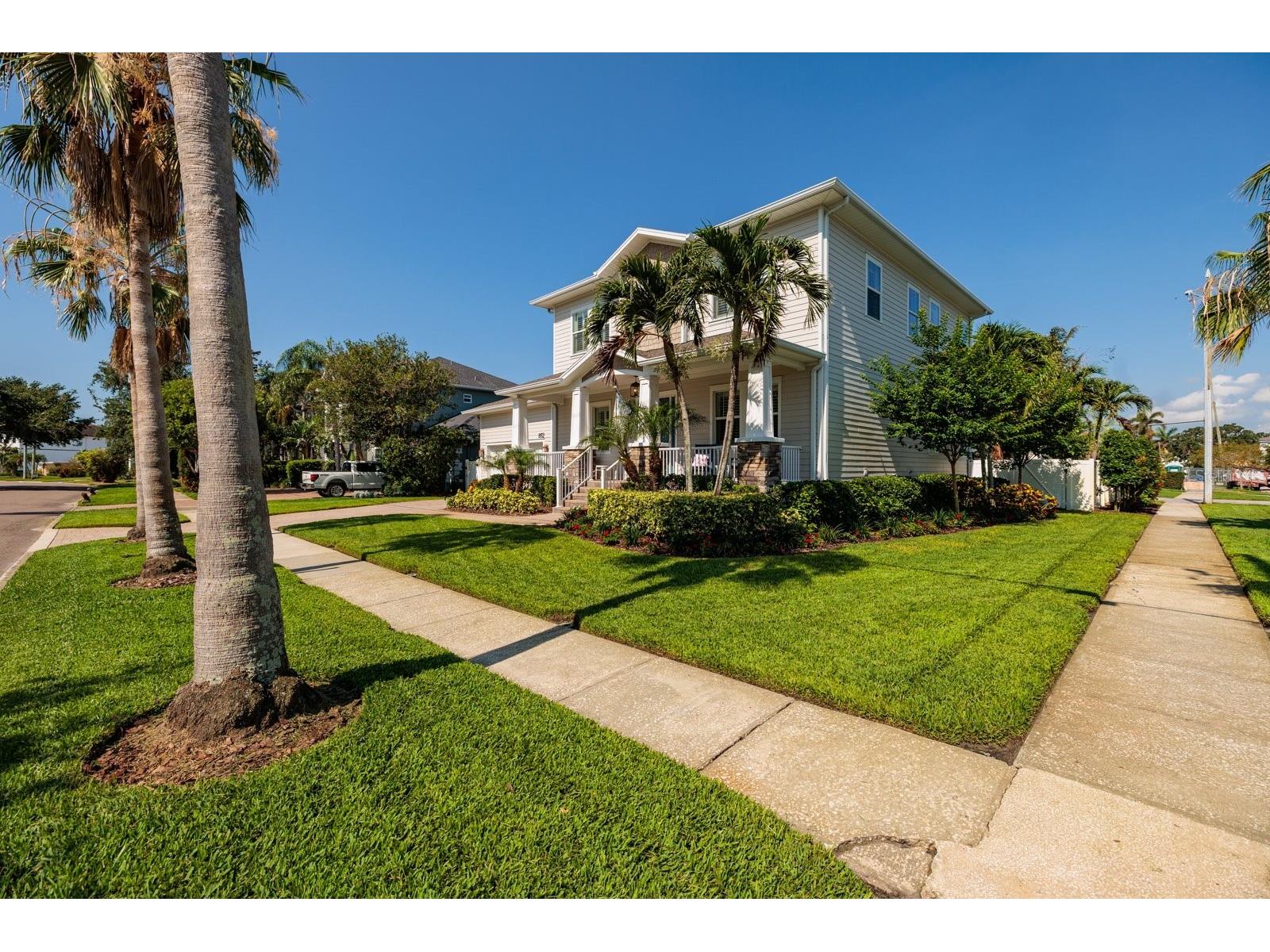 852 Cordova Boulevard NE Saint Petersburg FL 33704 TB8500574 image56
