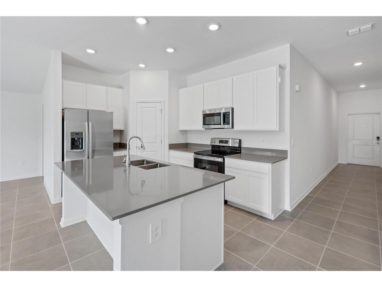 852 Daring Drive Davenport FL 33837 O6404801 image3
