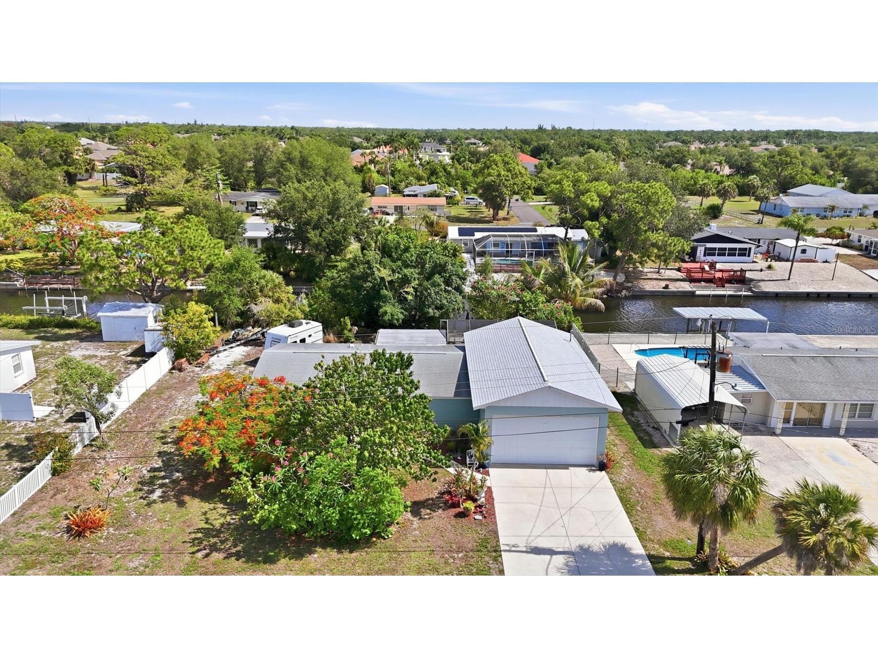852 E 6th Street Englewood FL 34223 - AINGER CREEK D6147609 image1