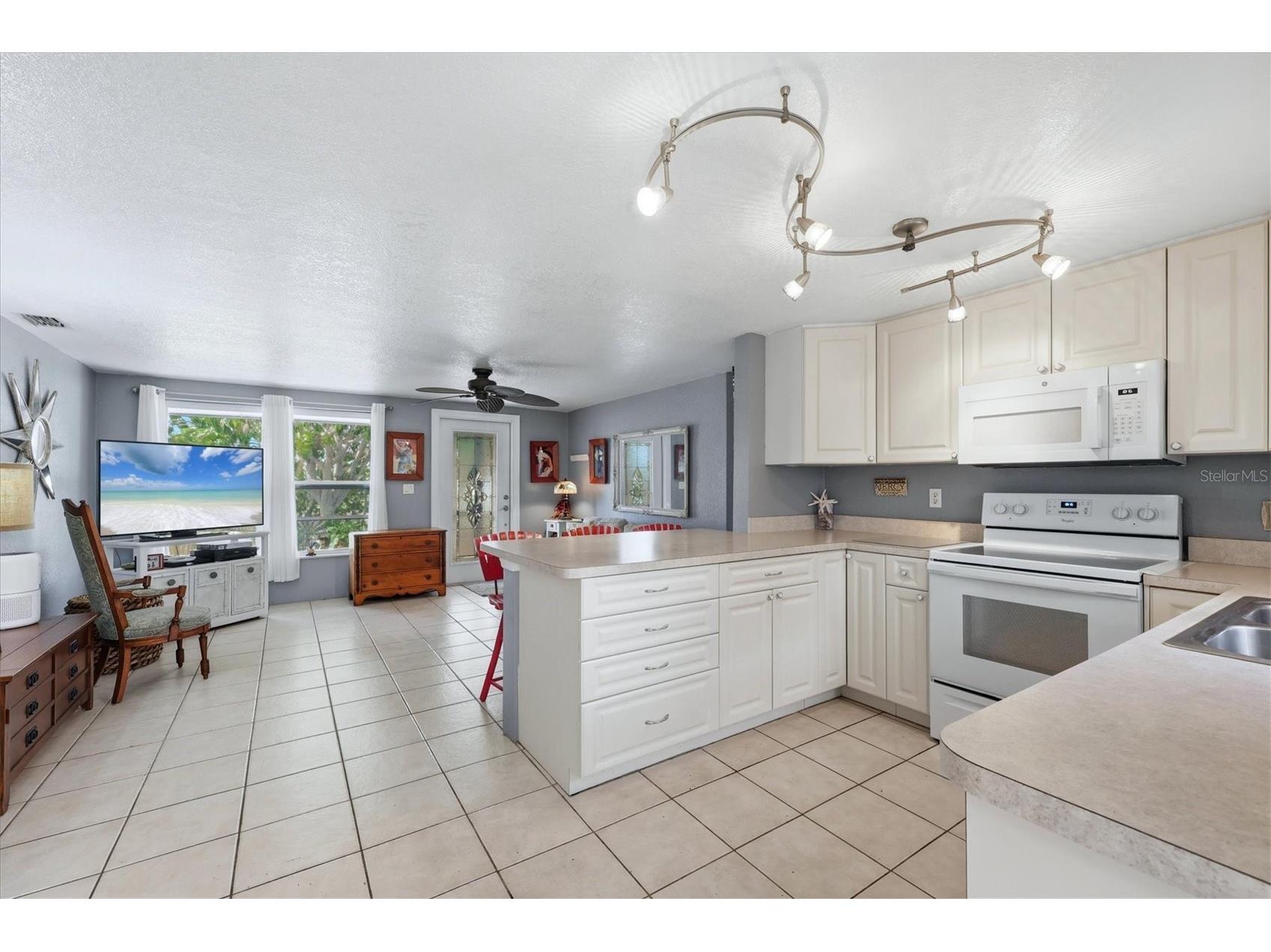 852 E 6th Street Englewood FL 34223 - AINGER CREEK D6147609 image14
