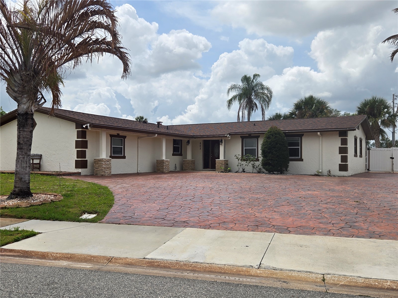 852 Ibsen Avenue Orlando FL 32809 O6395040 image2
