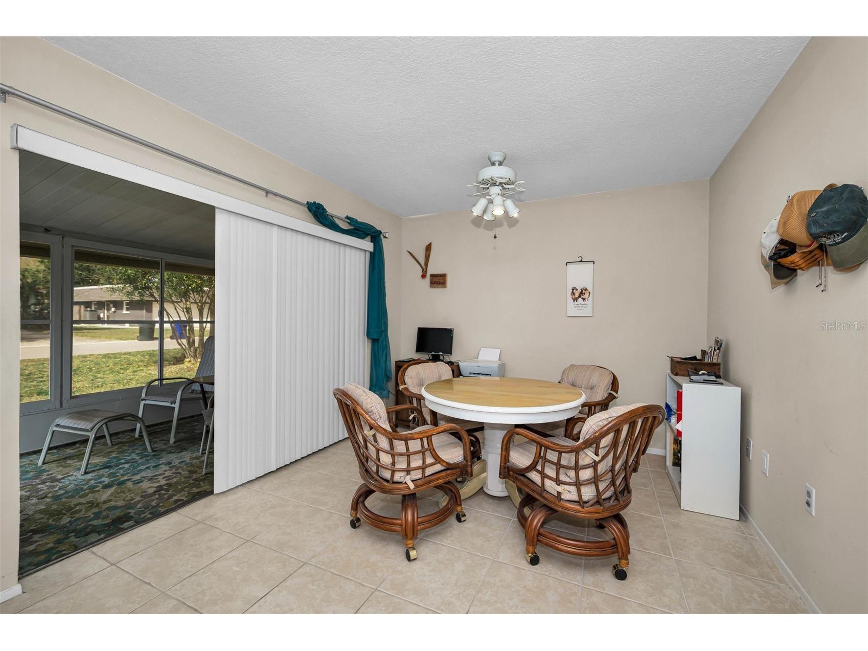 852 Oxford Court Dunedin FL 34698 TB8484787 image8