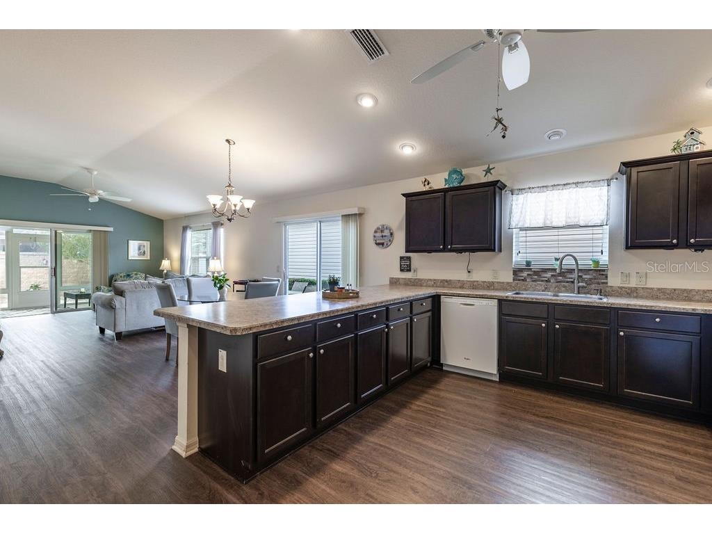 852 Sapphire Place The Villages FL 32163 G5102943 image6