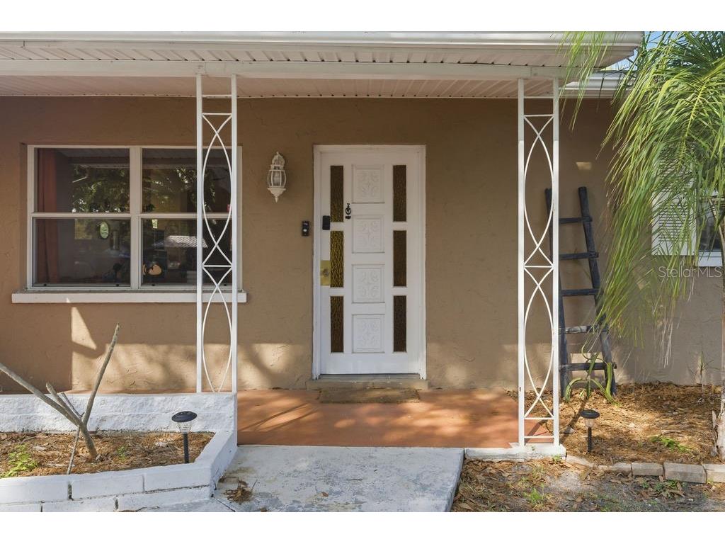8520 109th Way Seminole FL 33772 A4686088 image2