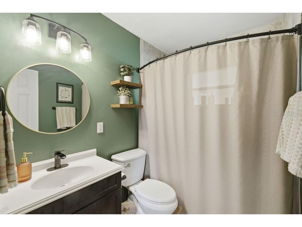 8520 109th Way Seminole FL 33772 A4686088 image23