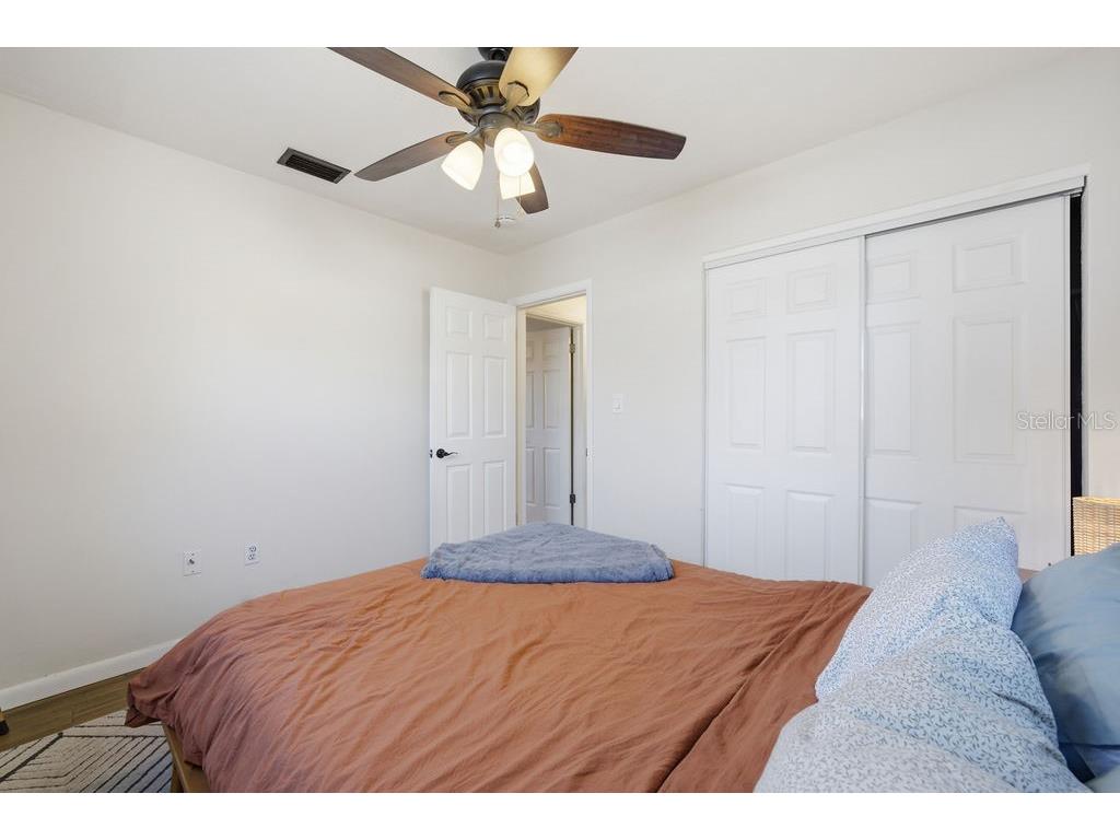 8520 109th Way Seminole FL 33772 A4686088 image26