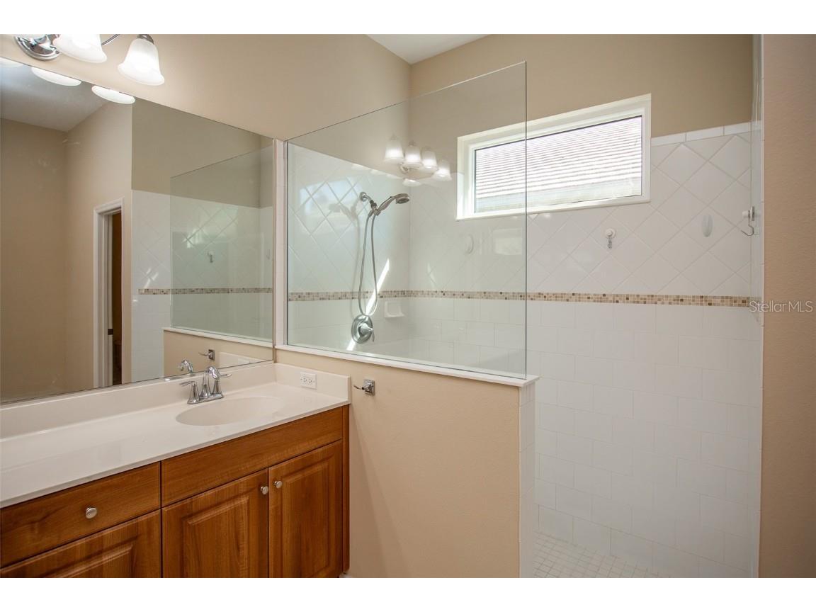 8520 17th Drive NW Bradenton FL 34209 A4656980 image11