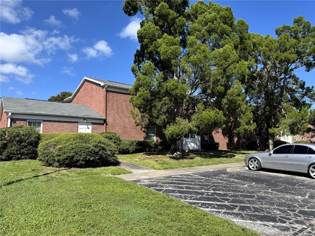 8520 9th Way N #B Saint Petersburg FL 33702 TB8435502 image1