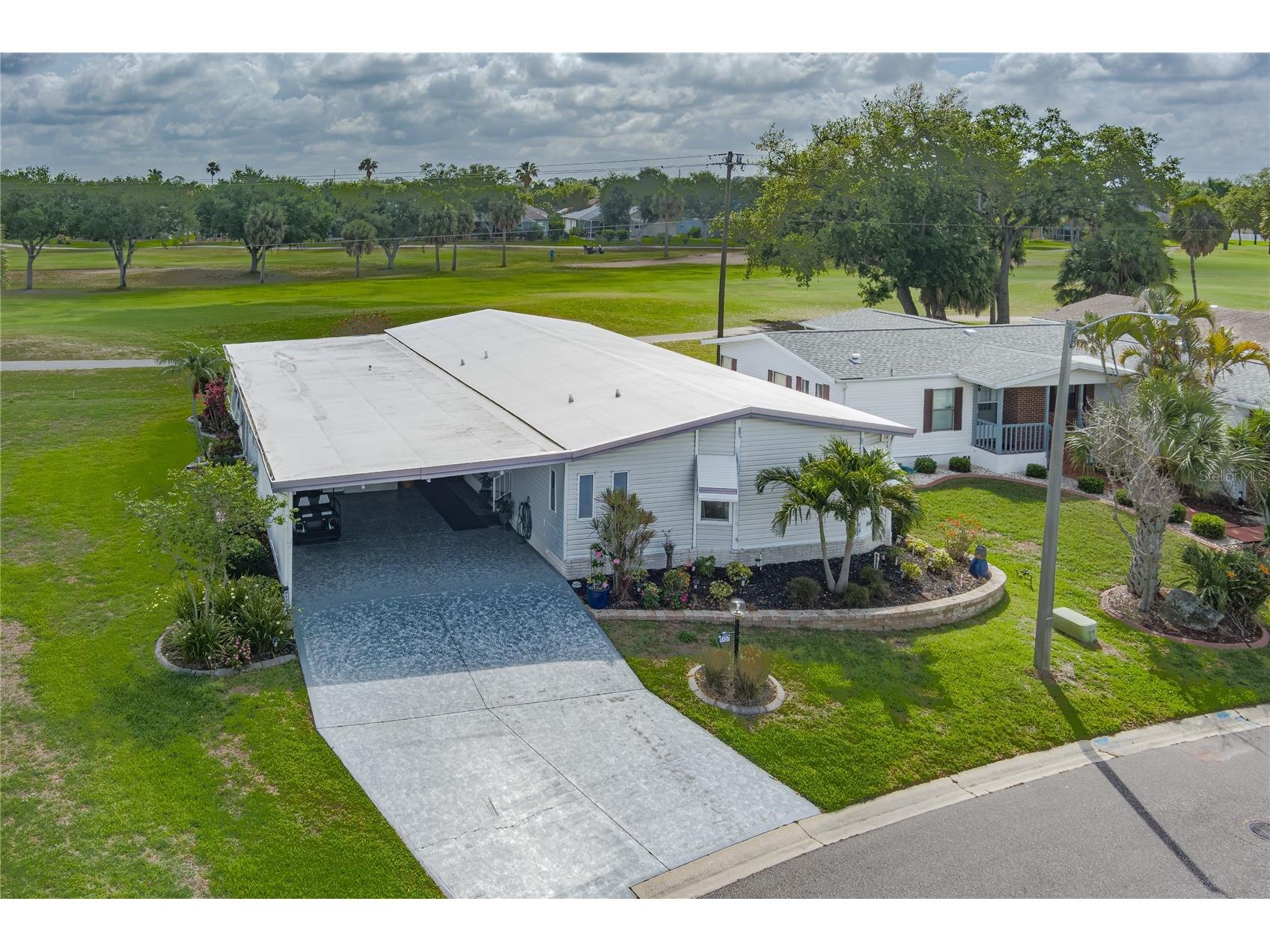 8520 Countess Avenue Circle Palmetto FL 34221 A4689650 image1