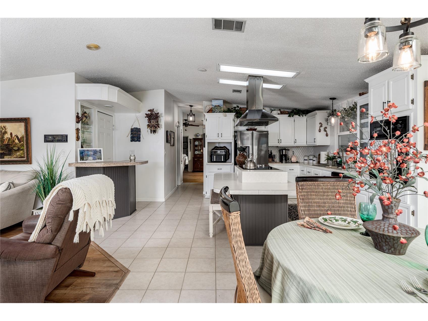 8520 Countess Avenue Circle Palmetto FL 34221 A4689650 image10