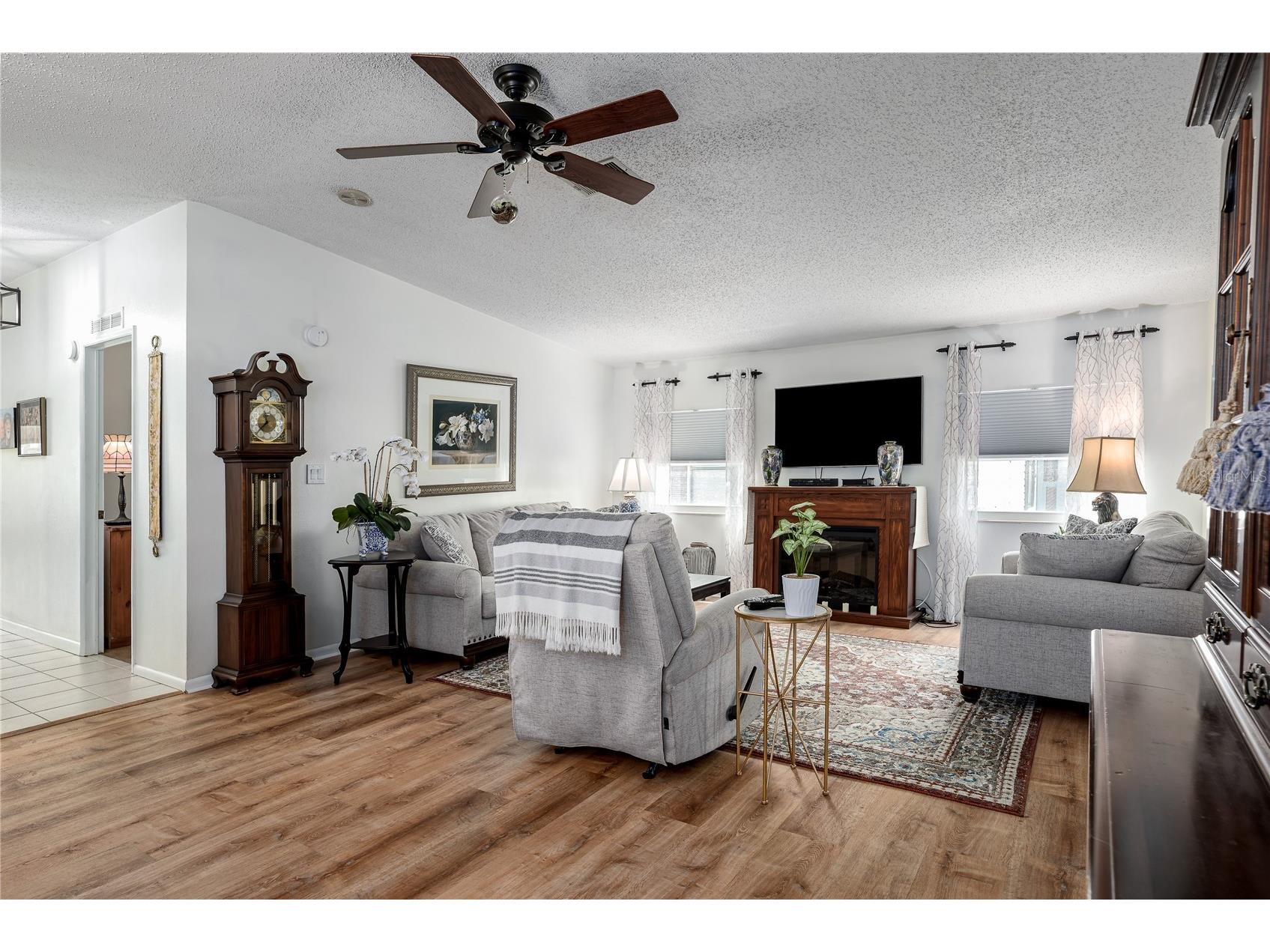 8520 Countess Avenue Circle Palmetto FL 34221 A4689650 image14