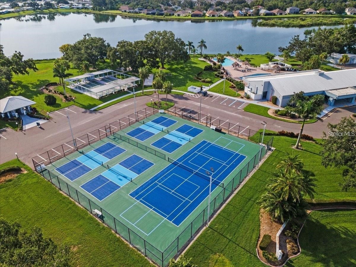 8520 Countess Avenue Circle Palmetto FL 34221 A4689650 image41
