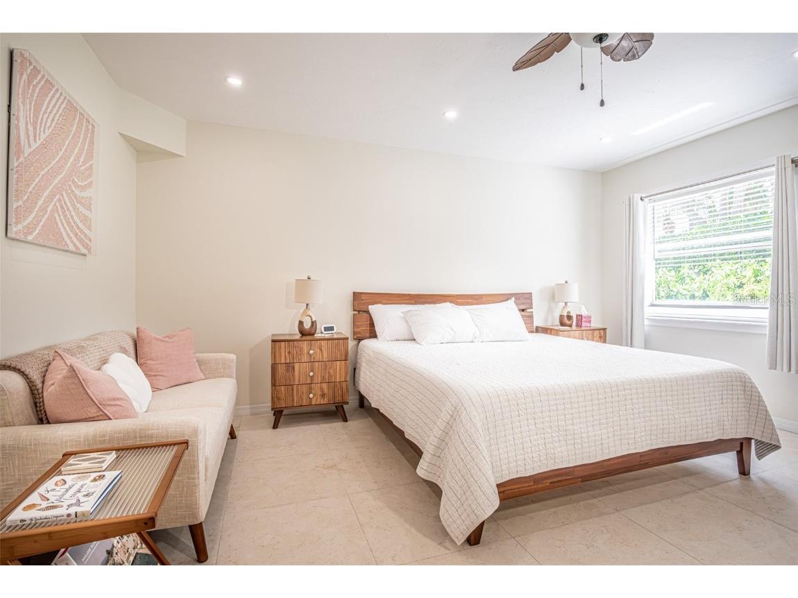 8520 Manasota Key Road Englewood FL 34223 - GULF AND INTRACOASTAL WATERWAY A4663206 image20