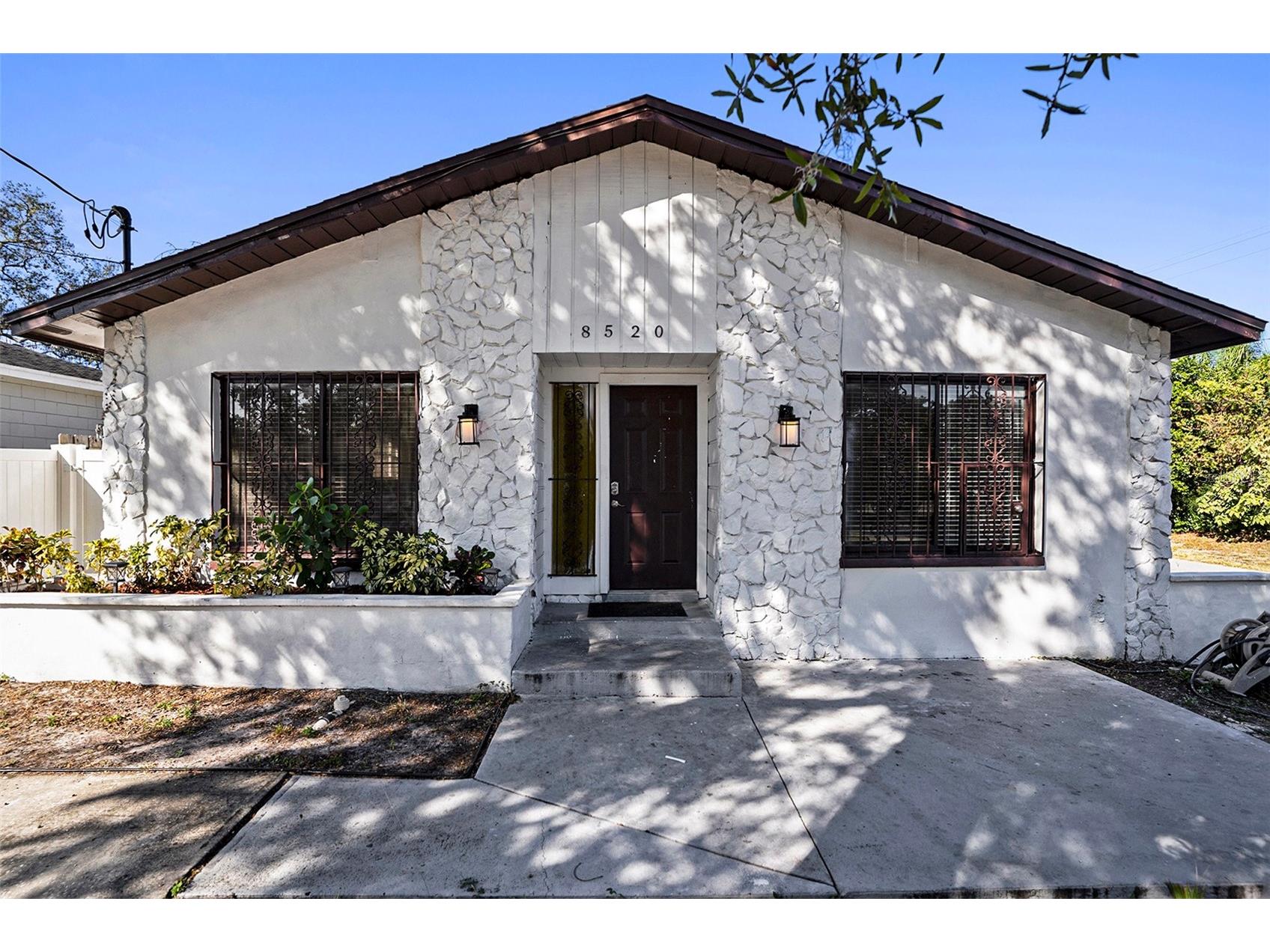 8520 N Branch Avenue Tampa FL 33604 TB8442866 image1