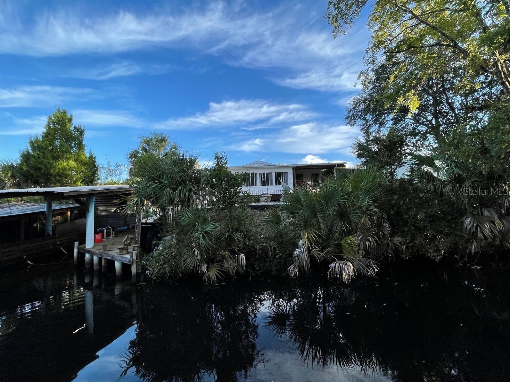 8520 W Peacock Court Homosassa FL 34448 - CHASSAHOWITZKA CANAL U8232228 image1