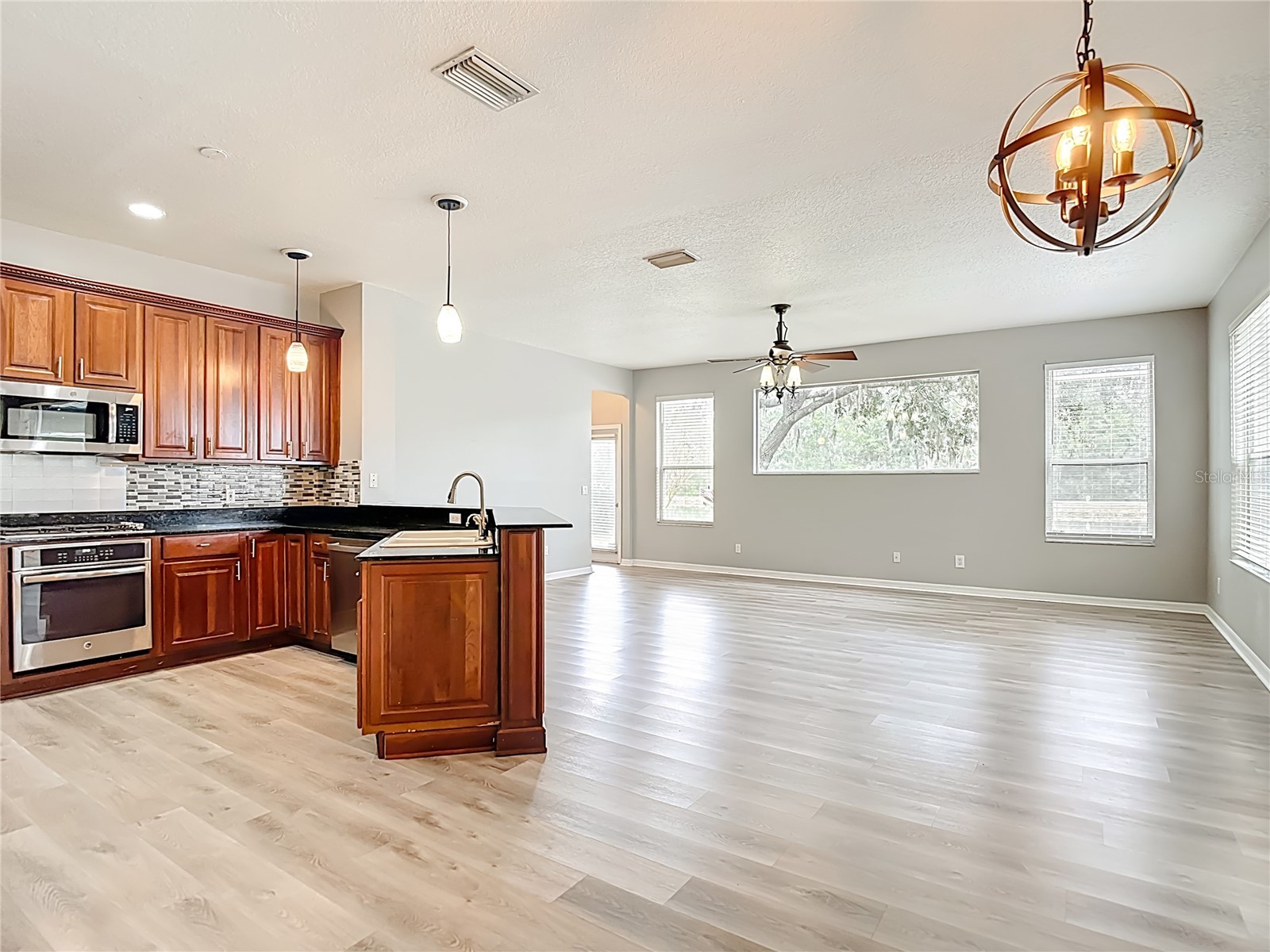 8521 Bramwell Way Tampa FL 33647 TB8460834 image20