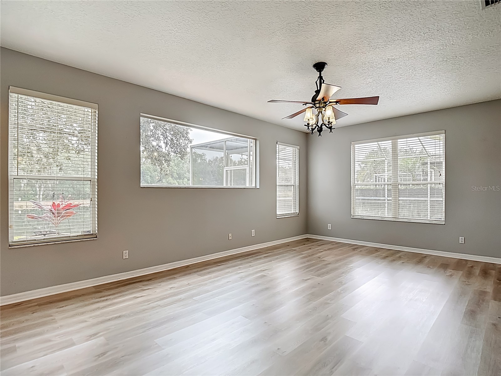 8521 Bramwell Way Tampa FL 33647 TB8460834 image32